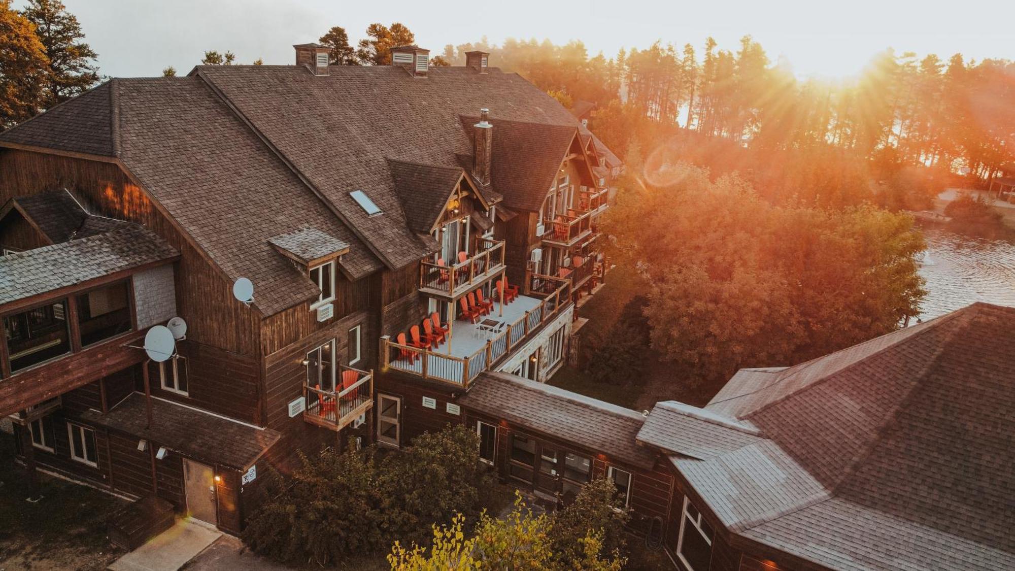 Auberge Du Lac Taureau Saint-Michel エクステリア 写真