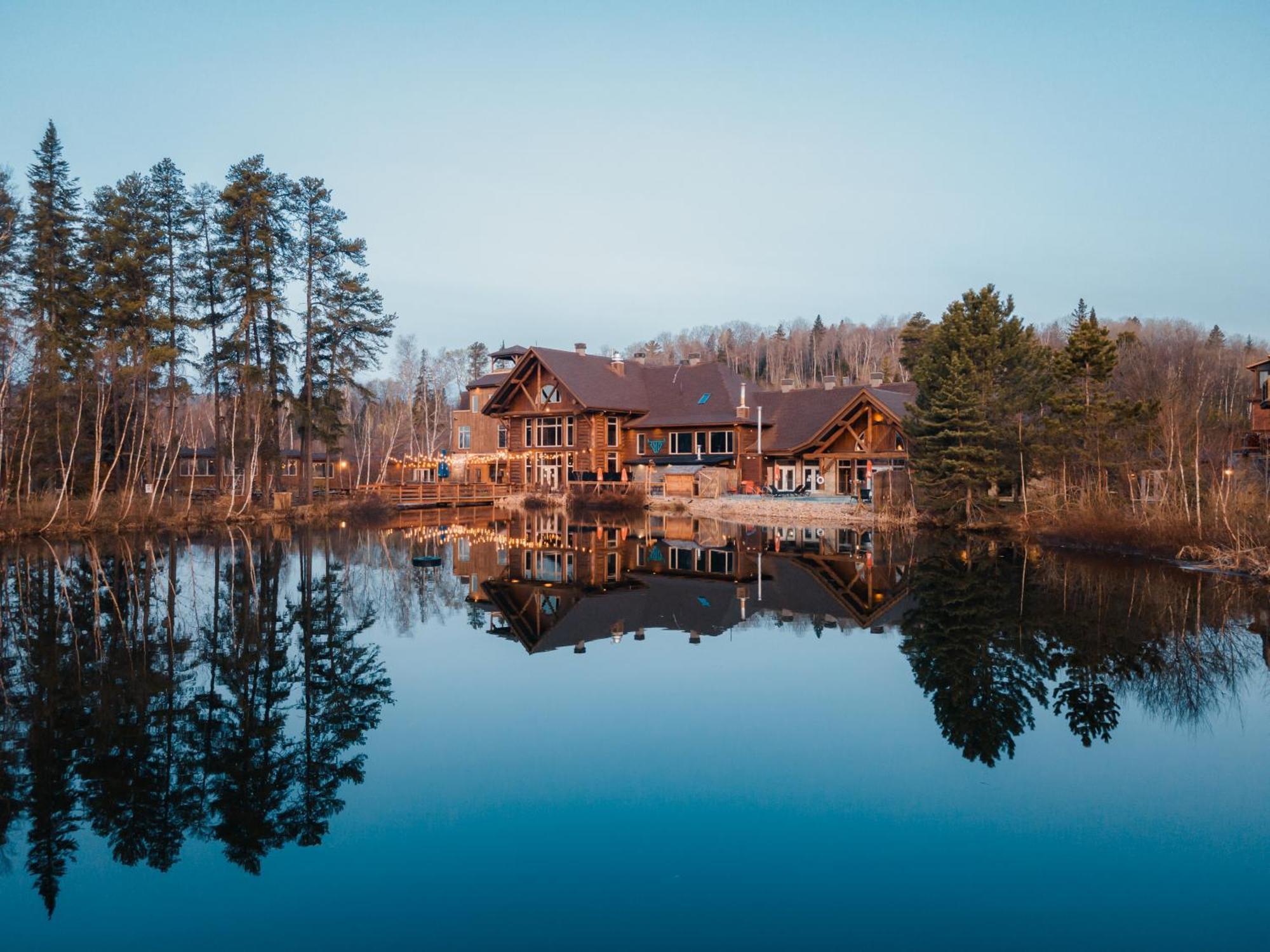 Auberge Du Lac Taureau Saint-Michel エクステリア 写真